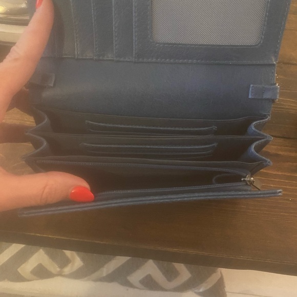 Matt and Nat Wallet - Picture 2 of 2